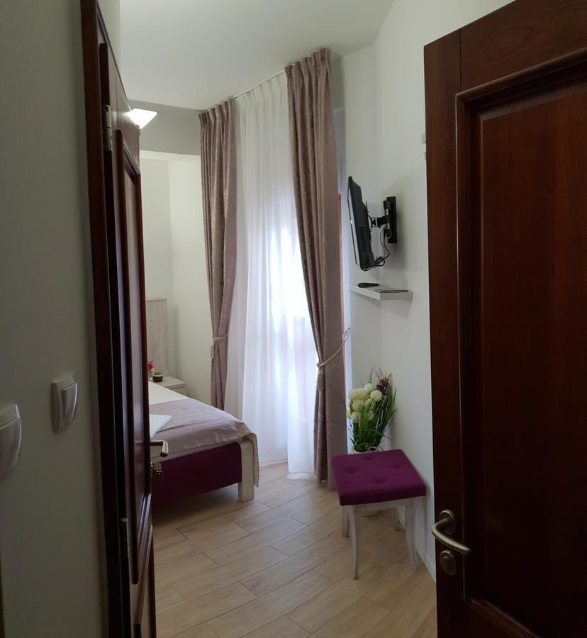 Apis Hotel Trebinje Ngoại thất bức ảnh